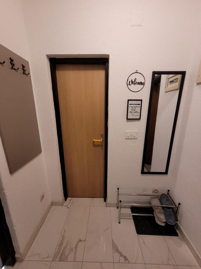 Kod Dide - Entry With Pin 0-24H Apartment สลาวอนสกีบรอด ภายนอก รูปภาพ