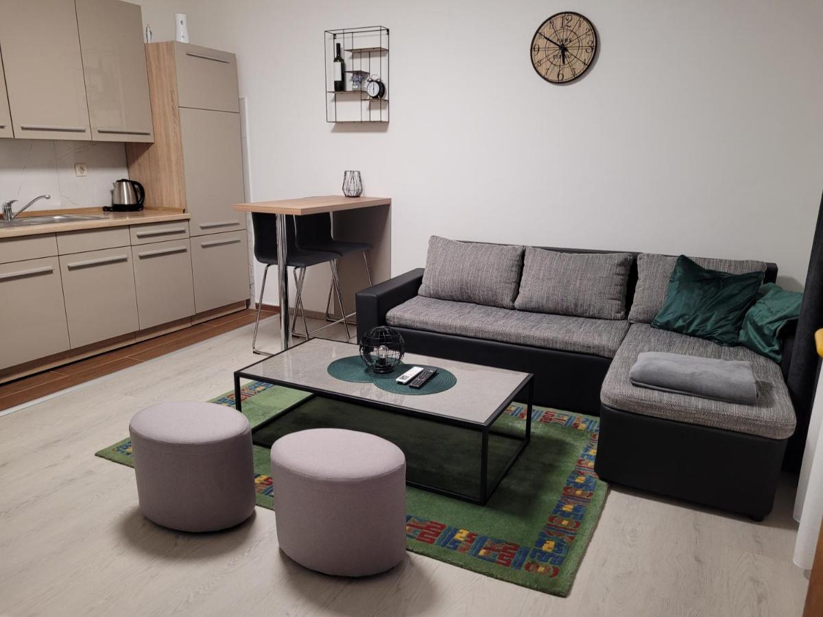 Kod Dide - Entry With Pin 0-24H Apartment สลาวอนสกีบรอด ภายนอก รูปภาพ