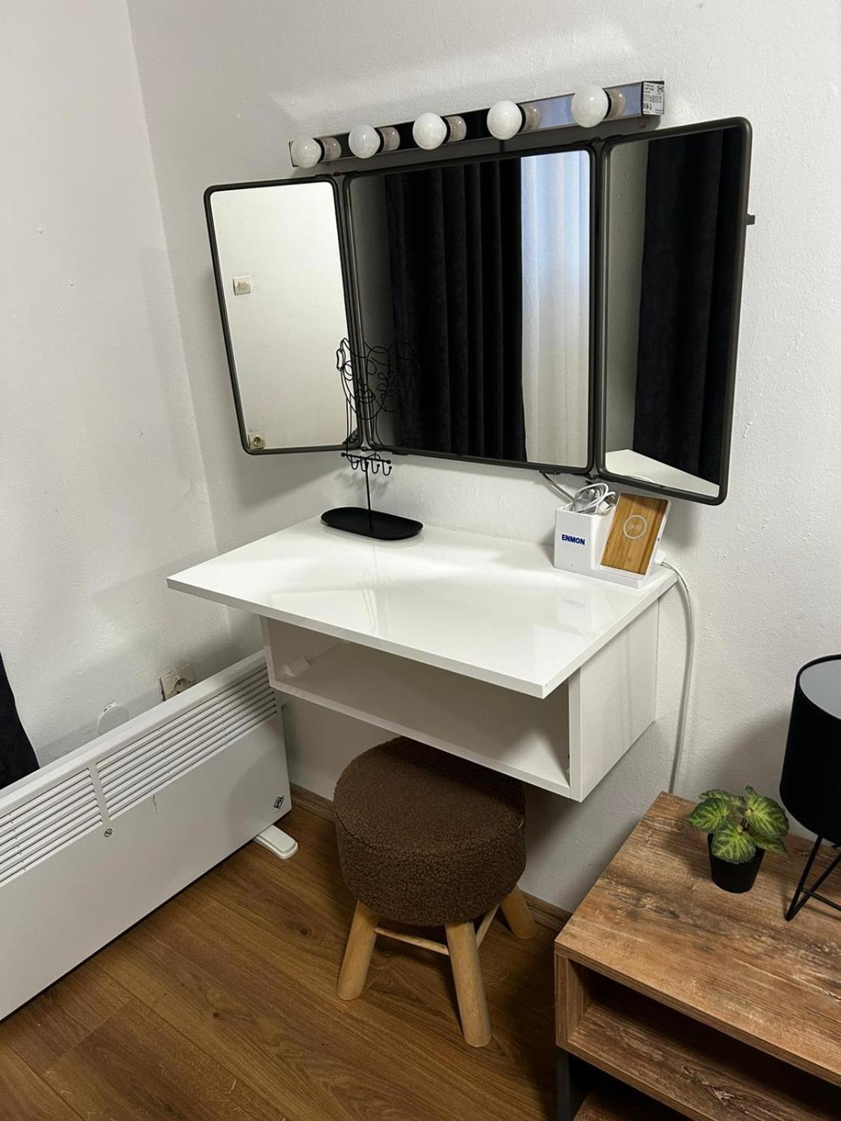 Kod Dide - Entry With Pin 0-24H Apartment สลาวอนสกีบรอด ภายนอก รูปภาพ